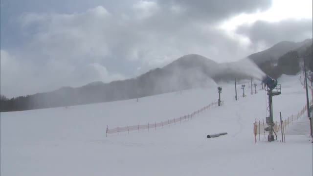 雪、降って…“今季一度も営業できない”スキー場ではこの冬一番の寒波でオープンに向け準備【岡山】