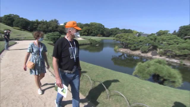 約２年半ぶり！岡山後楽園に外国人団体ツアーがやってきた！コロナ禍以降初【岡山・岡山市】