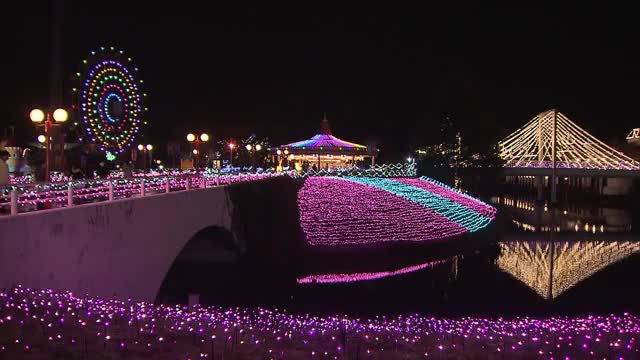 夜空彩る約２５０万個のイルミ…丸亀市のレオマリゾートで光の催し始まる【香川】