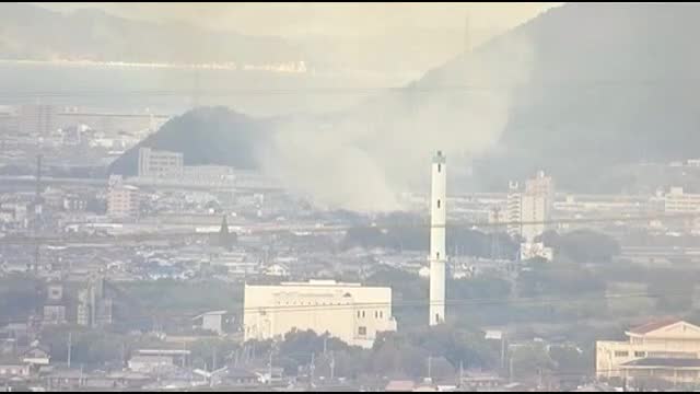 【速報】高松市成合町で建物火災　消防車など１２台出て消火活動中　高松市消防局【香川】