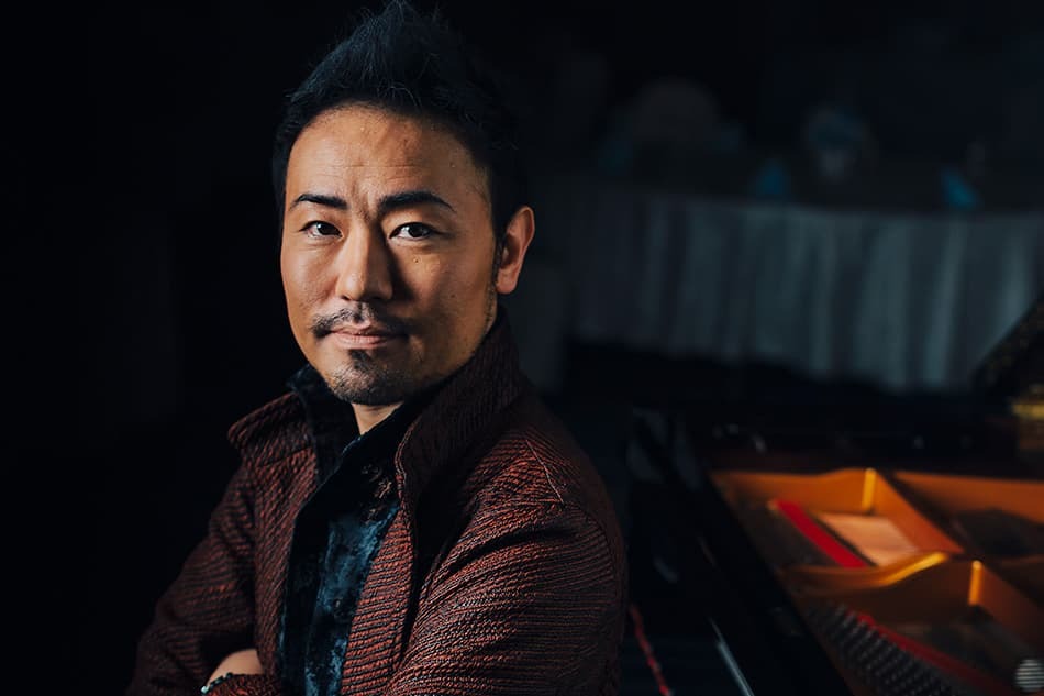 2/9のMUSIC TRIBE TVは、奇跡の7本指のピアニスト「西川悟平」オンライン出演！